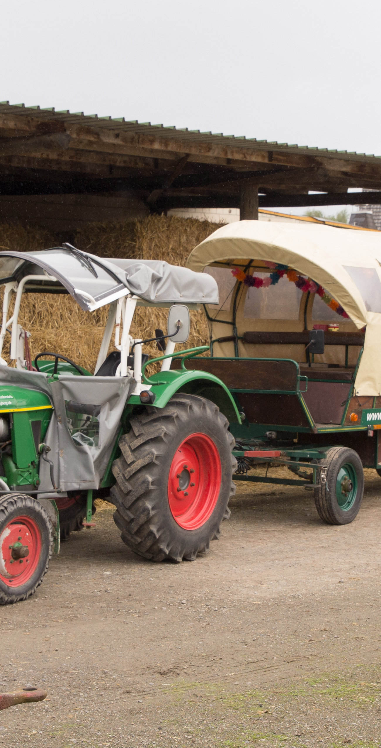 Traktor mit Anhänger